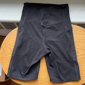Girlfriend Collective High-Rise Pocket Bike Short in Black (Size S)